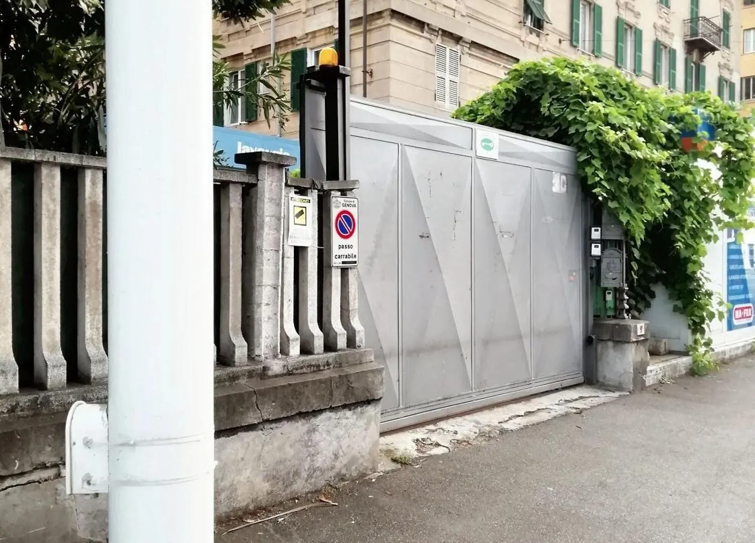 Charming Apartment In Genova 70 M² Parking Included 0*, Genoa Italy