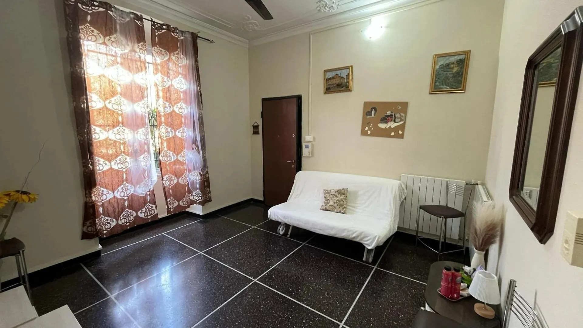 Charming Apartment In Genova 70 M² Parking Included