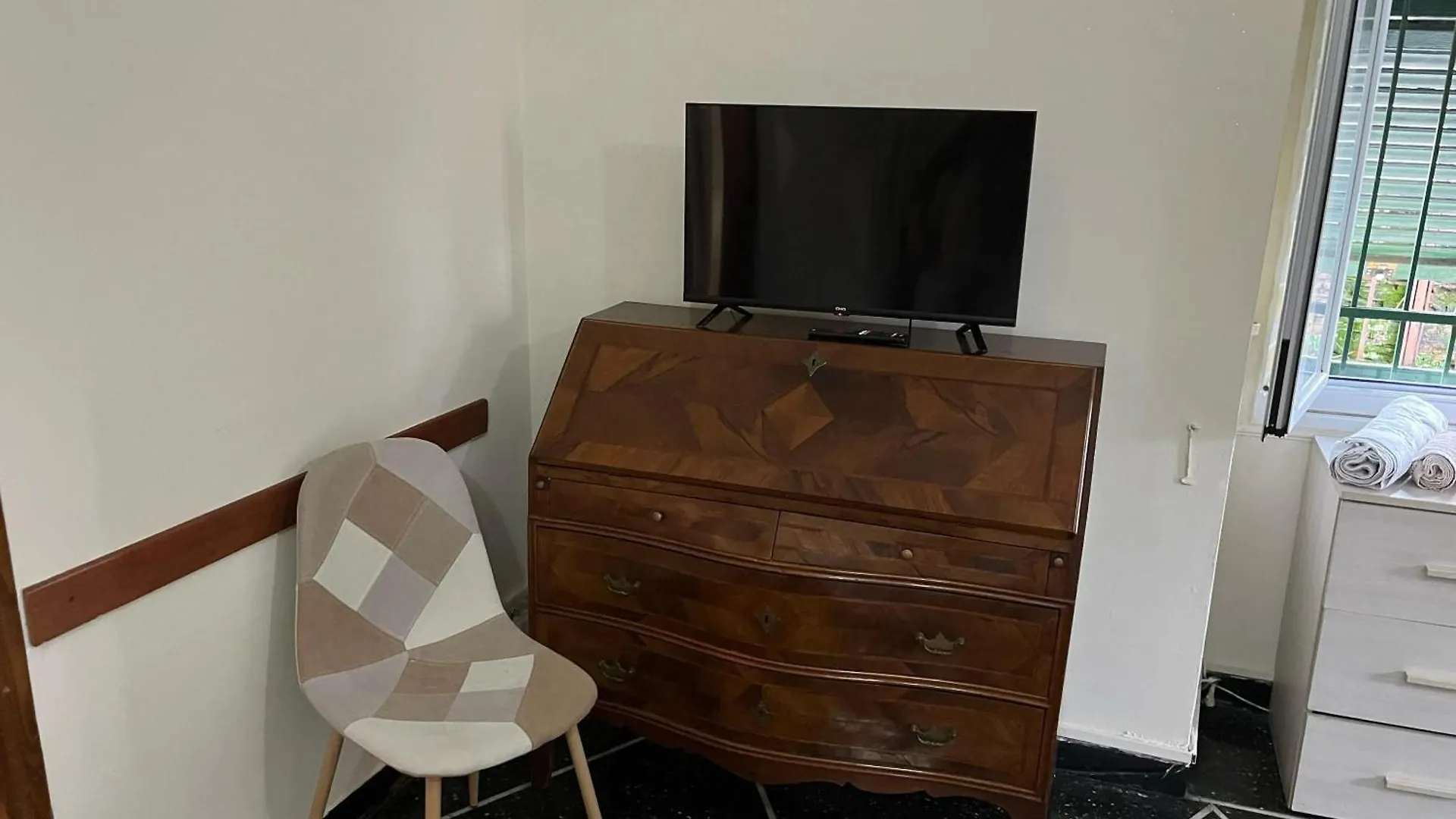 Charming Apartment In Genova 70 M² Parking Included 0*,  Olaszország