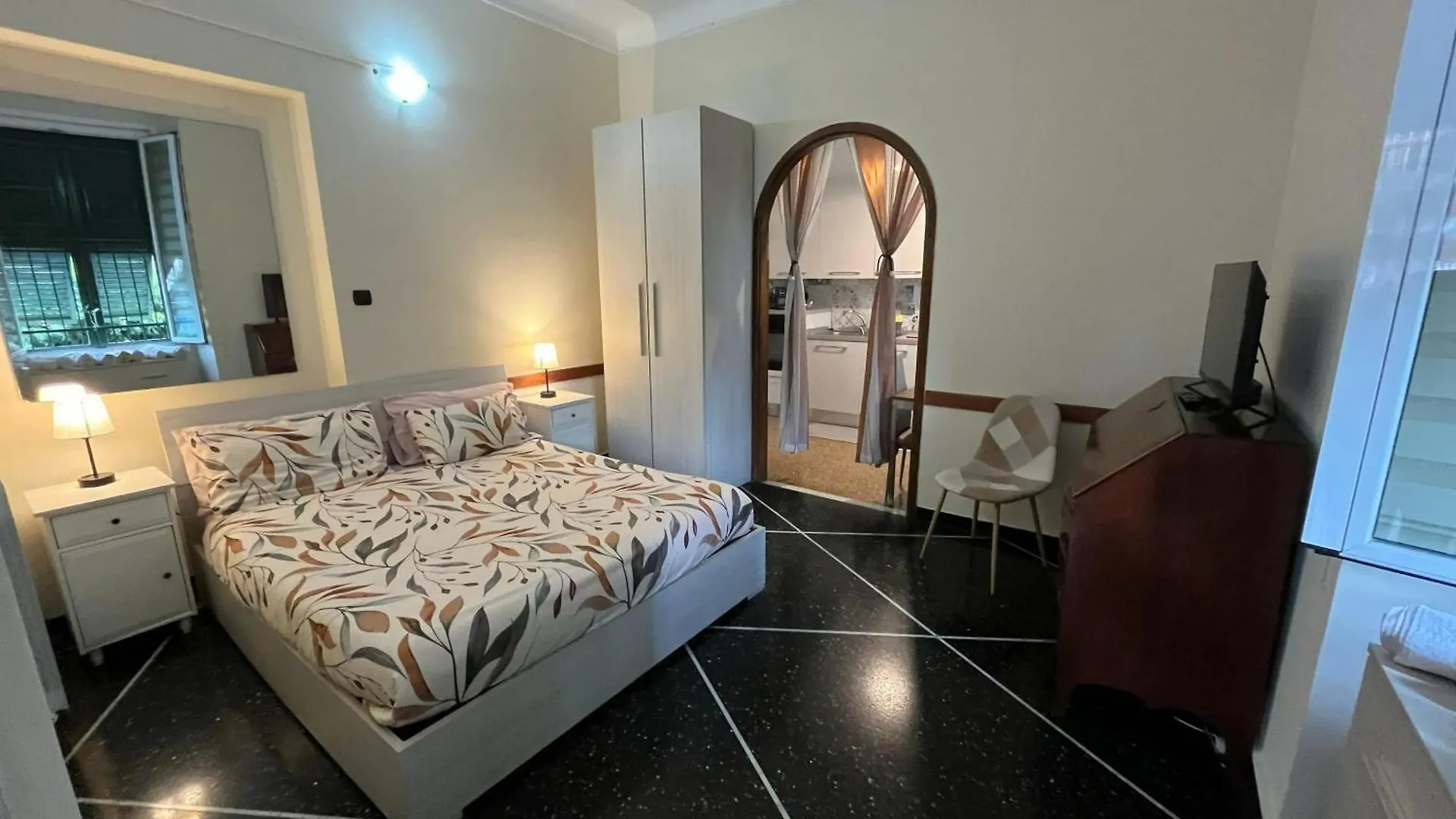 Charming Apartment In Genova 70 M² Parking Included